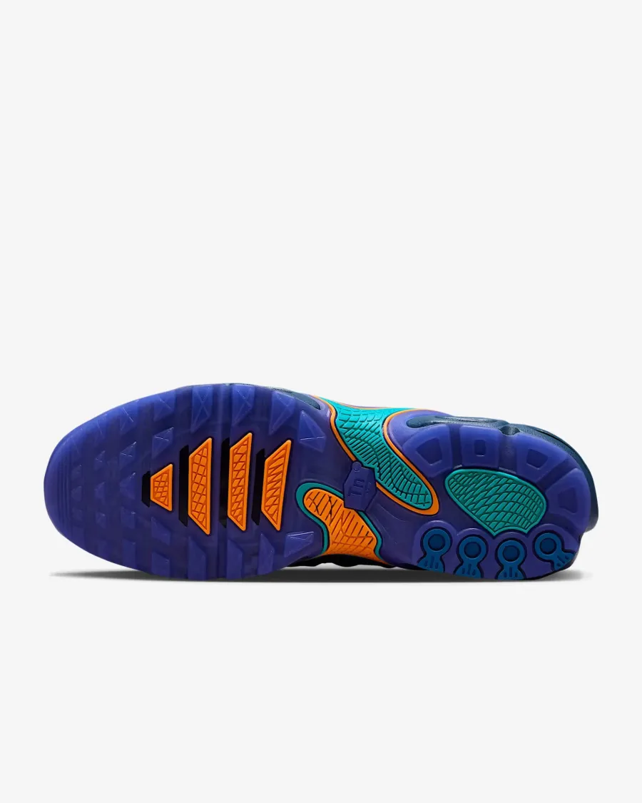 Кросівки Nike Air Max Plus Drift FD4290-400