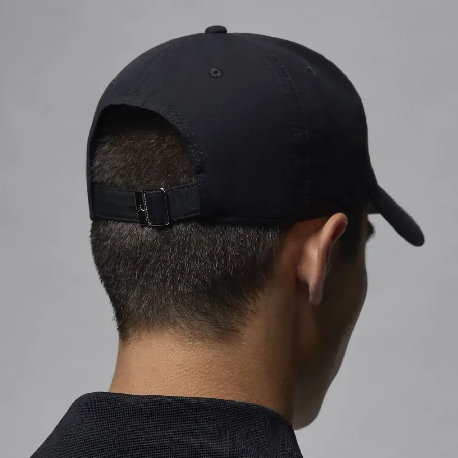 Кепка Nike Air Jordan Club Cap FD5185-010