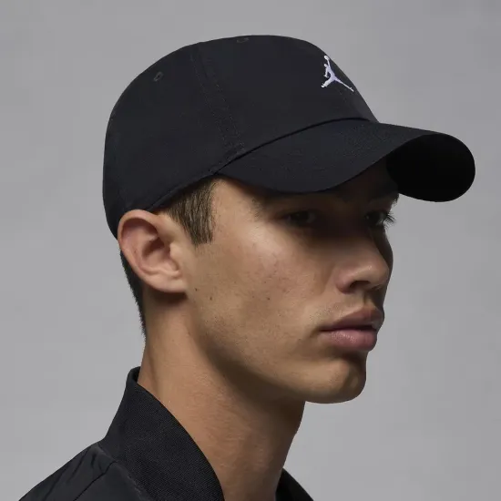 Кепка Nike Air Jordan Club Cap FD5185-010