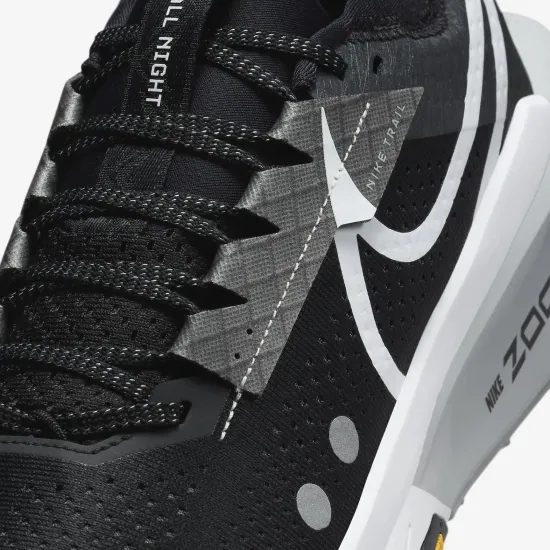 Кросівки Nike ZoomX Zegama Trail 2 FD5190-001