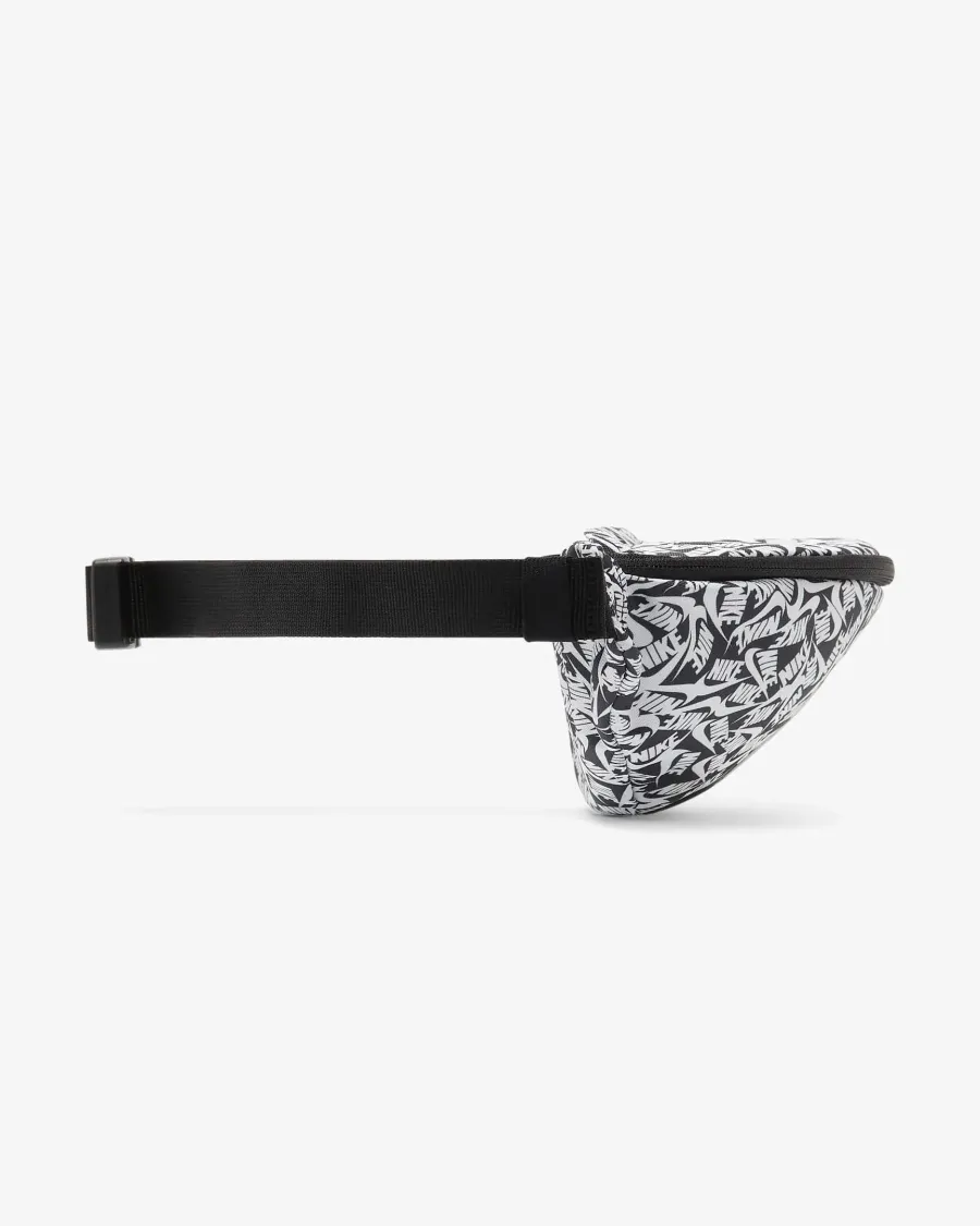 Сумка Nike Heritage Waistpack ACCS Print FD5593-010
