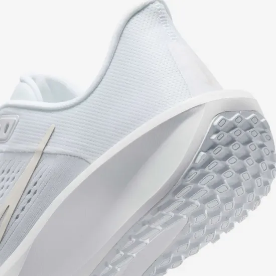Кросівки Nike Quest 6 FD6034-106