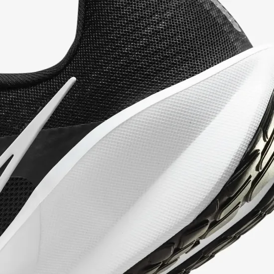 Кросівки Nike Downshifter 13 FD6454-001