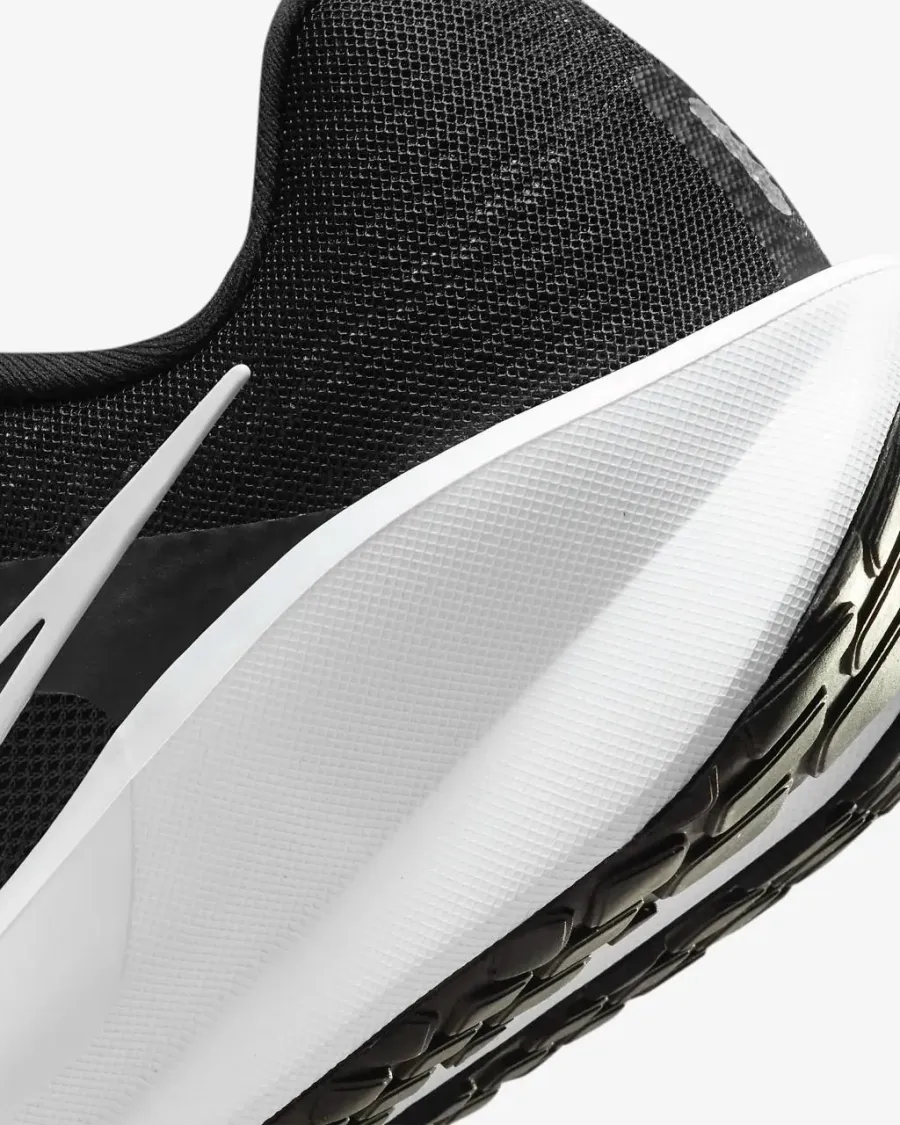 Кросівки Nike Downshifter 13 FD6454-001
