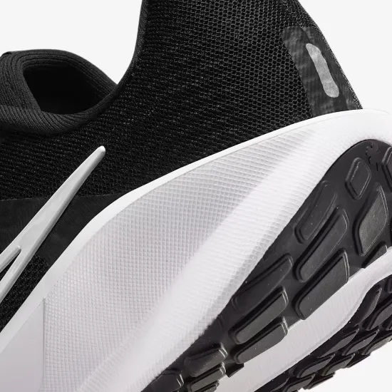 Кросівки Nike Downshifter 13 FD6476-001
