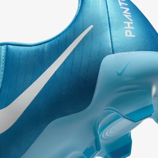 Бутси Nike Phantom GX II Academy MG FD6723-400