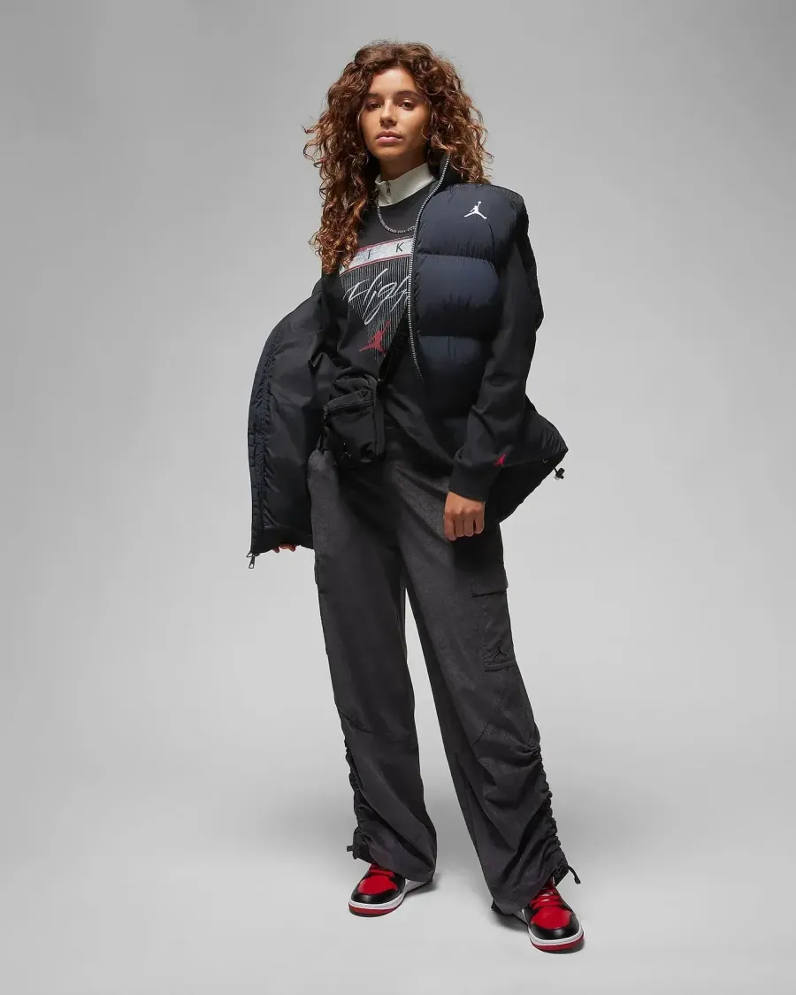 Лонгслів Nike Air Jordan Women's Long-Sleeve Graphic FD7205-010