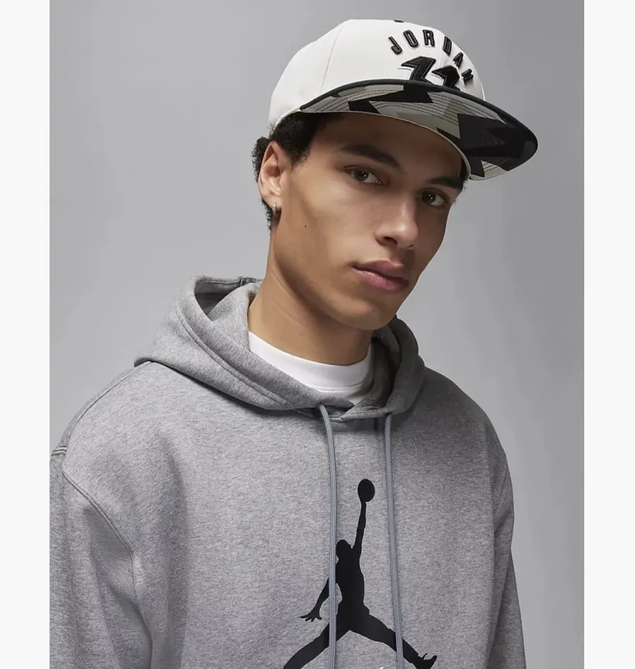 Кофта Nike Air Jordan Essentials Fleece Baseline FD7545-091
