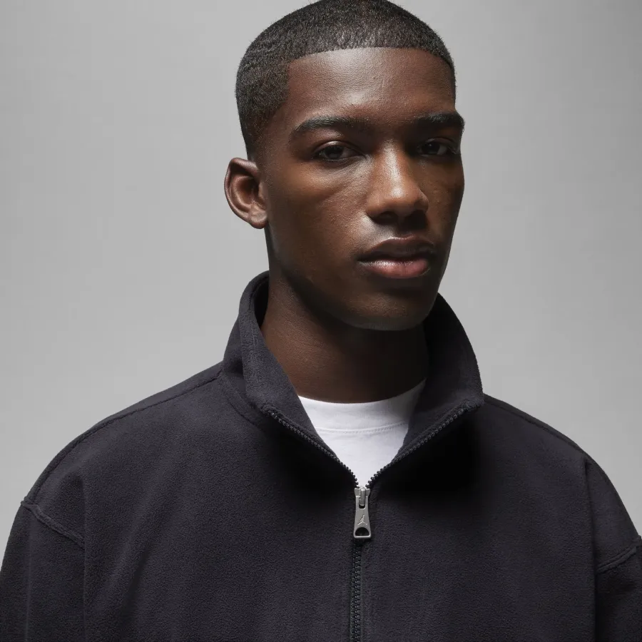 Кофта Nike Air Jordan Essentials Winterized Fleece Half-Zip FD7863-010
