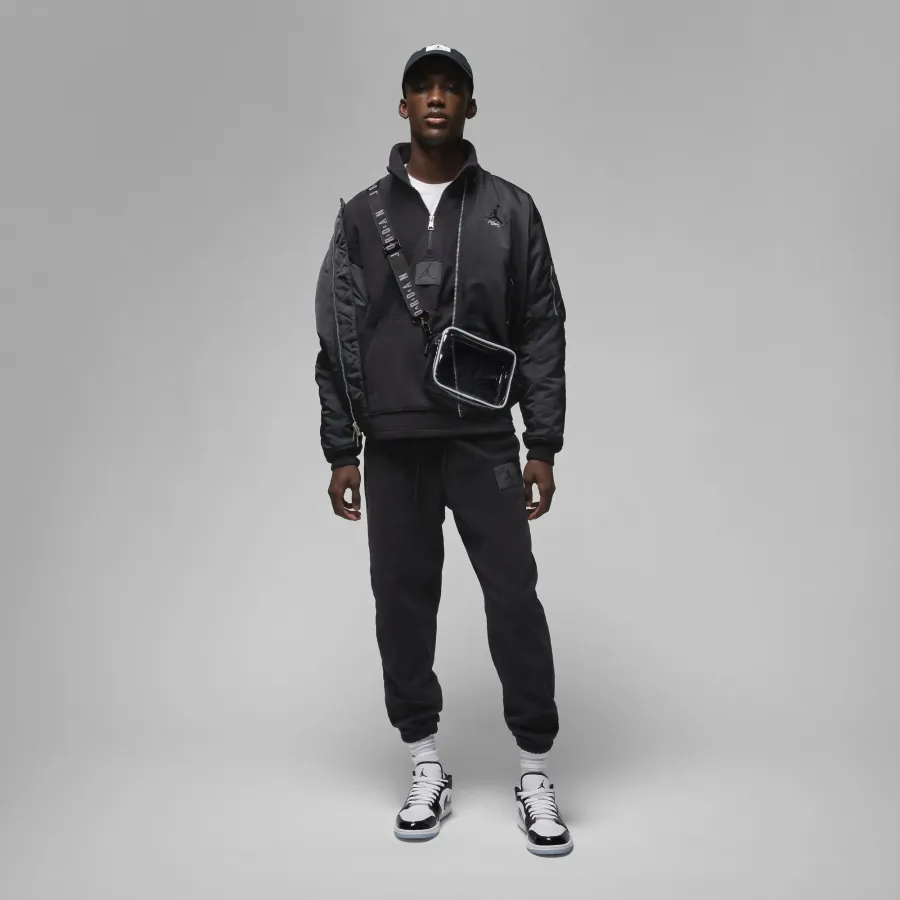 Кофта Nike Air Jordan Essentials Winterized Fleece Half-Zip FD7863-010
