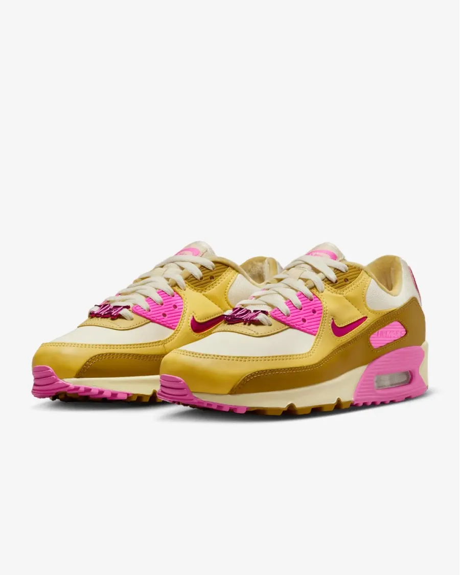 Кросівки Nike Air Max 90 SE FD8684-101
