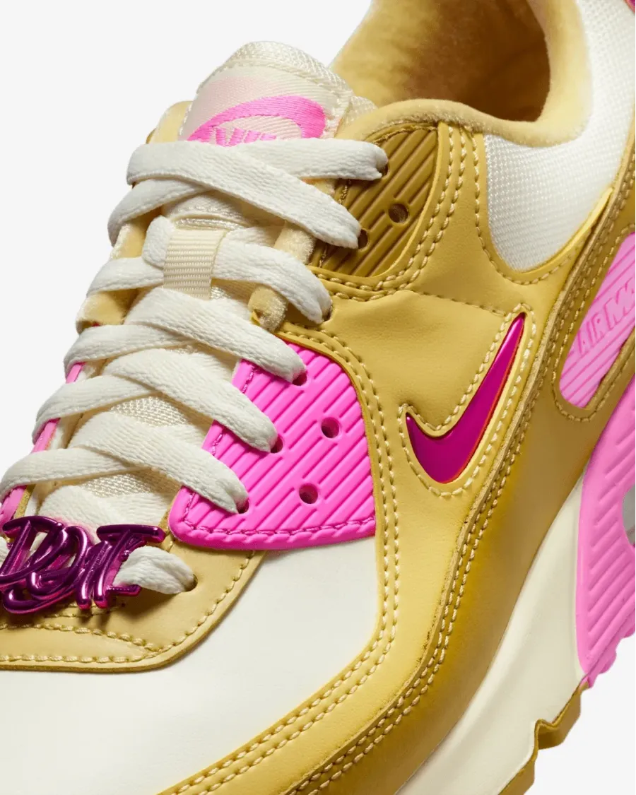 Кросівки Nike Air Max 90 SE FD8684-101