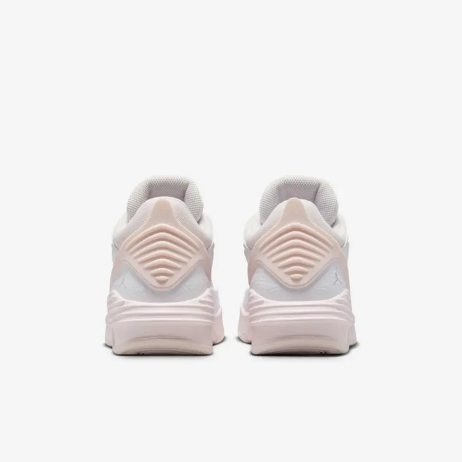 Кросівки Nike Air Jordan Max Aura 5 FD8789-100