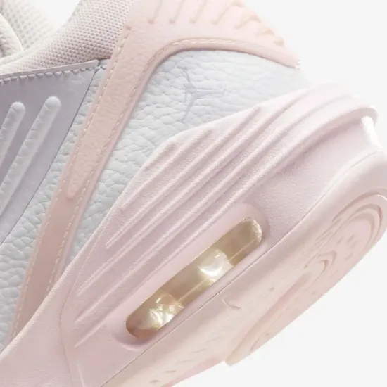 Кросівки Nike Air Jordan Max Aura 5 FD8789-100