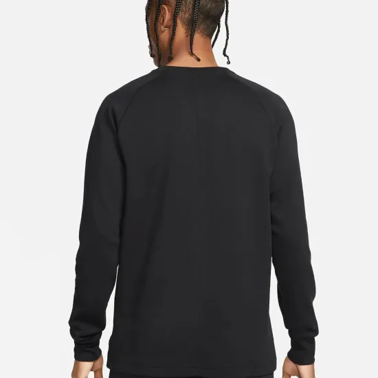 Лонгслів Nike Tech Fleece Lightweight Long-Sleeve Top FD9880-010