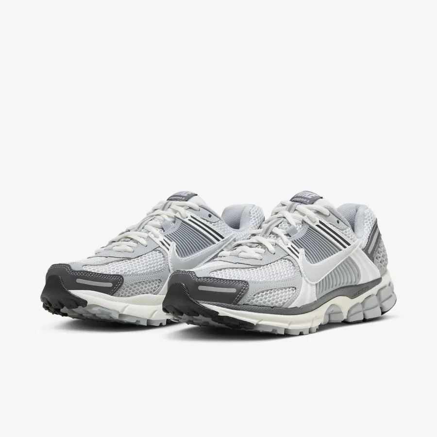 Кросівки Nike Air Zoom Vomero 5 FD9919-001