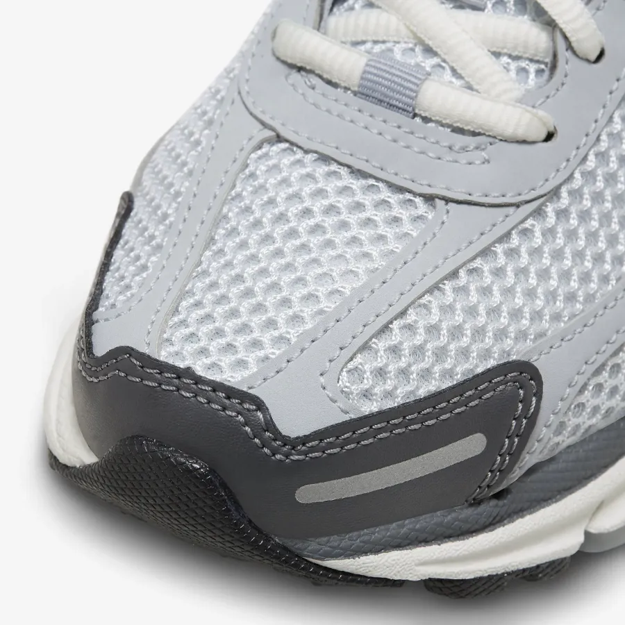 Кросівки Nike Air Zoom Vomero 5 FD9919-001