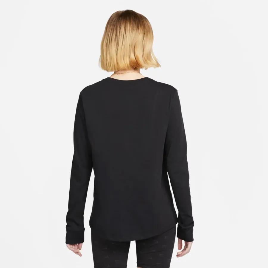 Кофта Nike Sportswear Essentials FJ0441-010