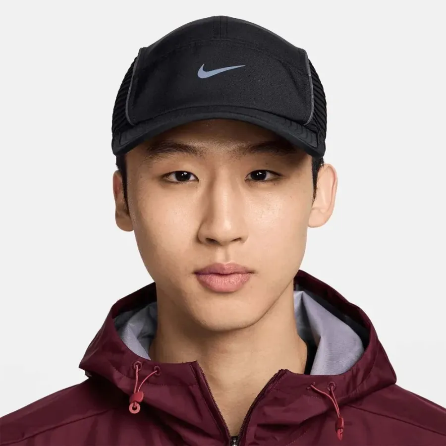 Кепка Nike Dri-FIT ADV Fly FJ0736-010