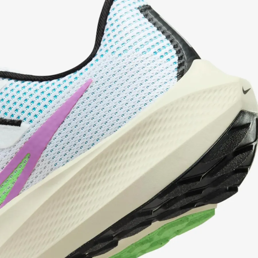 Кросівки Nike Air Zoom Pegasus 40 FJ1051-100