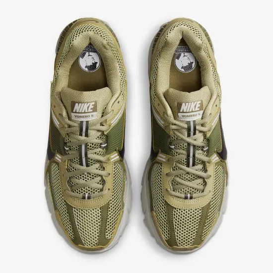 Кросівки Nike Air Zoom Vomero 5 FJ1915-200