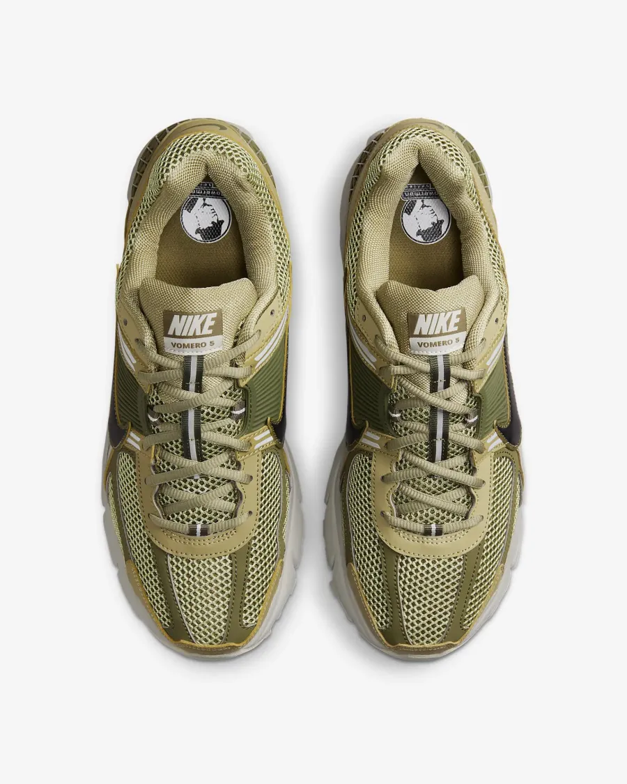 Кросівки Nike Air Zoom Vomero 5 FJ1915-200