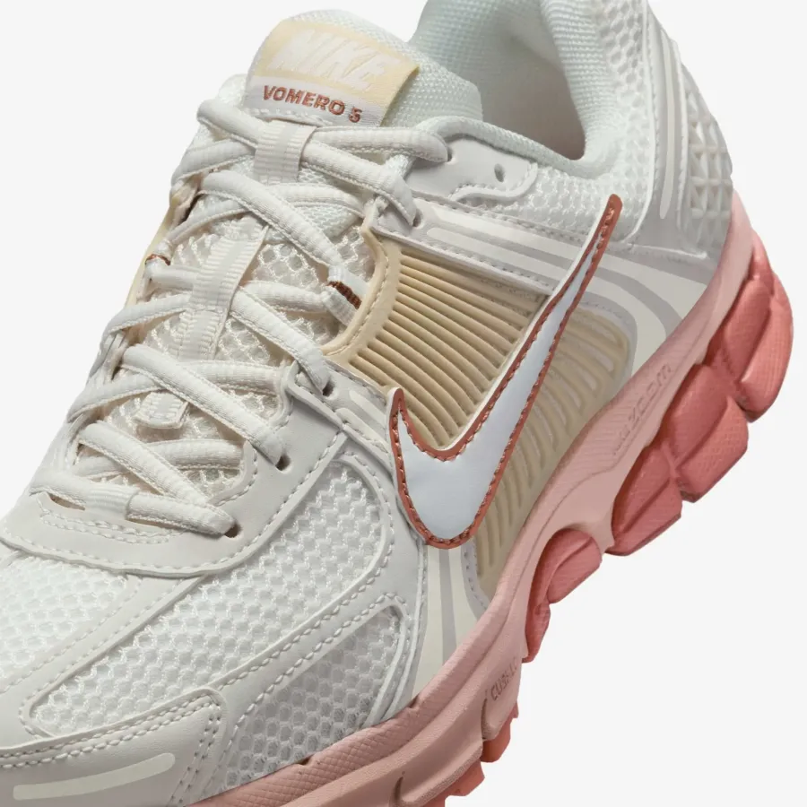 Кросівки Nike Zoom Vomero 5 FJ2028-002