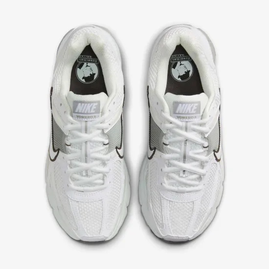Кросівки Nike Zoom Vomero 5 FJ2028-103