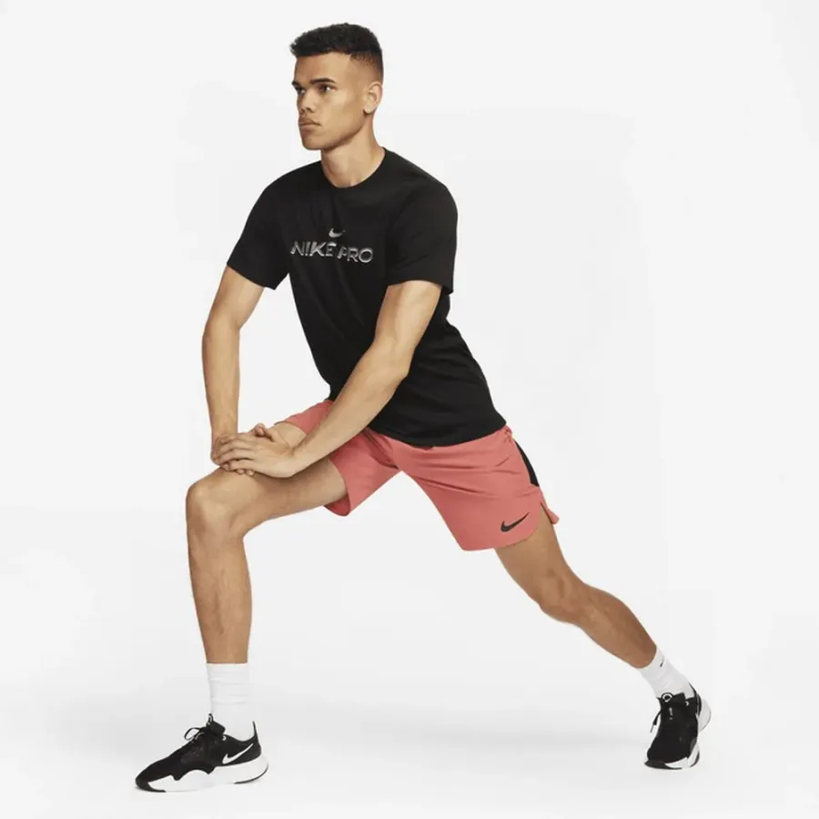 Футболка Nike Dri-FIT Pro FJ2393-010