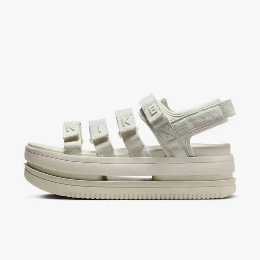 Сандалі Nike Icon Classic SE FJ2595-002