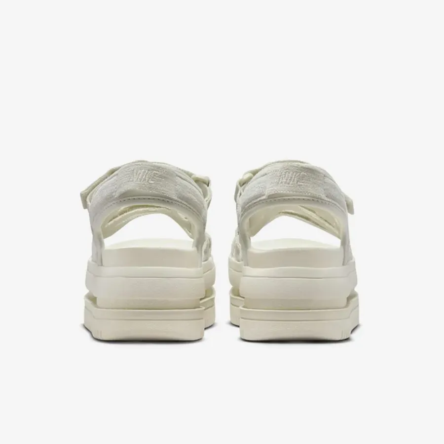 Сандалі Nike Icon Classic SE FJ2595-002