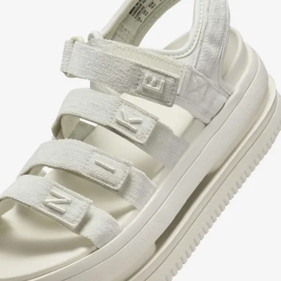 Сандалі Nike Icon Classic SE FJ2595-002