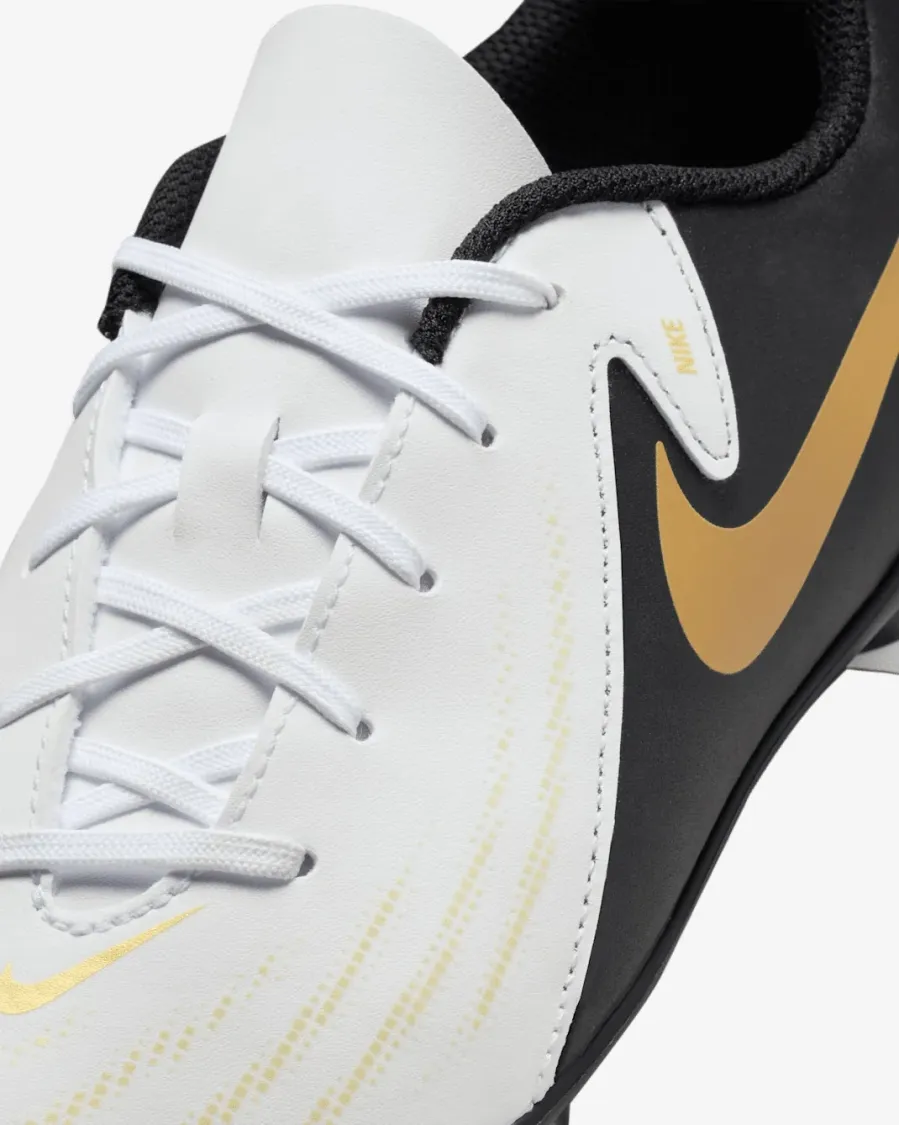 Бутси Nike Phantom GX 2 Club MG FJ2600-100