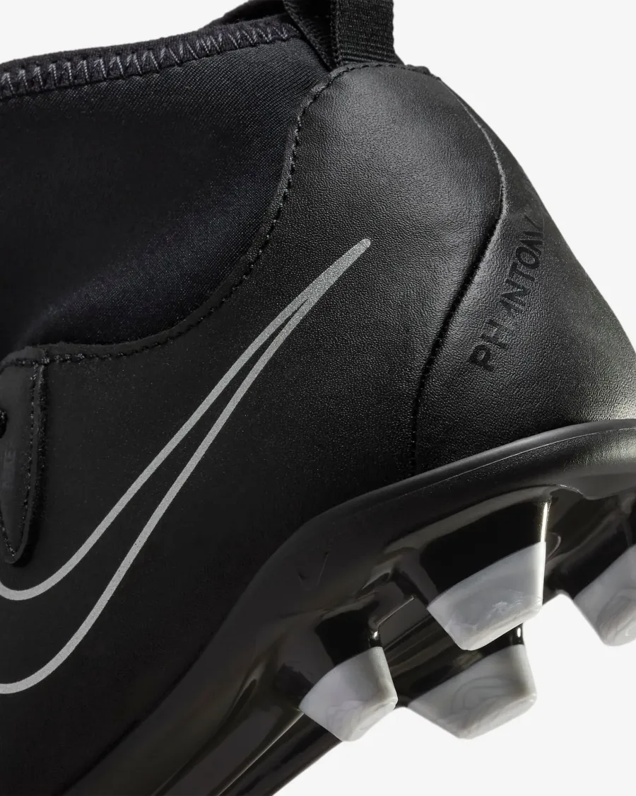 Бутси Nike Phantom Luna 2 Club MG FJ2601-001