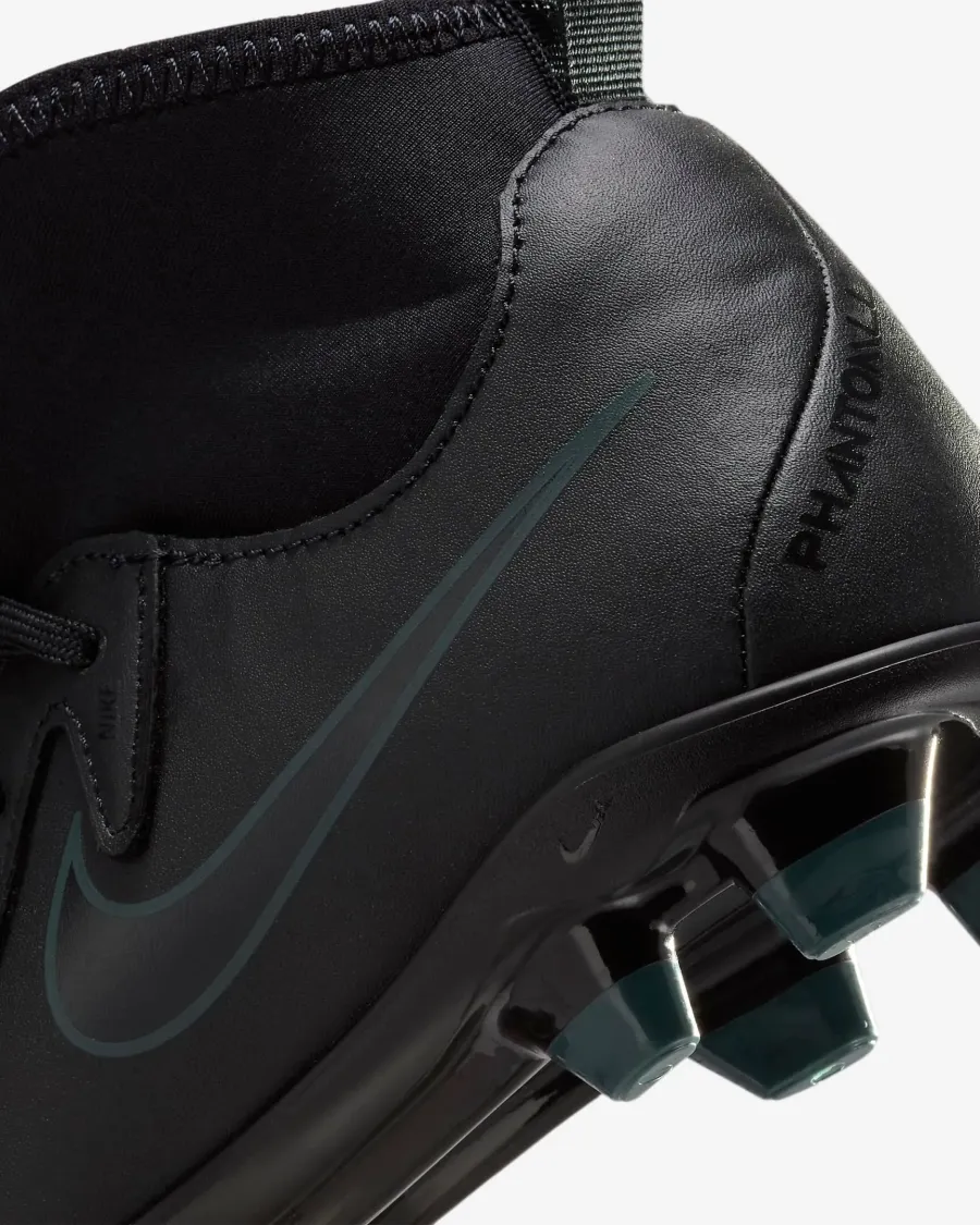 Бутси Nike Phantom Luna 2 Club MG FJ2601-002