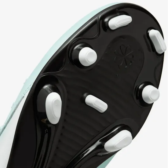 Бутси Nike Phantom Luna 2 Club MG FJ2601-300