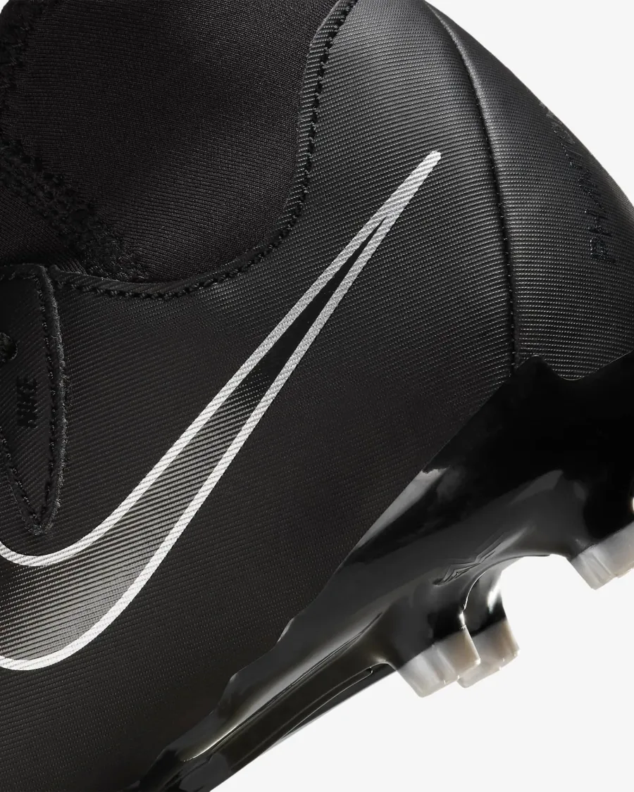Бутси Nike Phantom Luna II Academy MG FJ2603-001