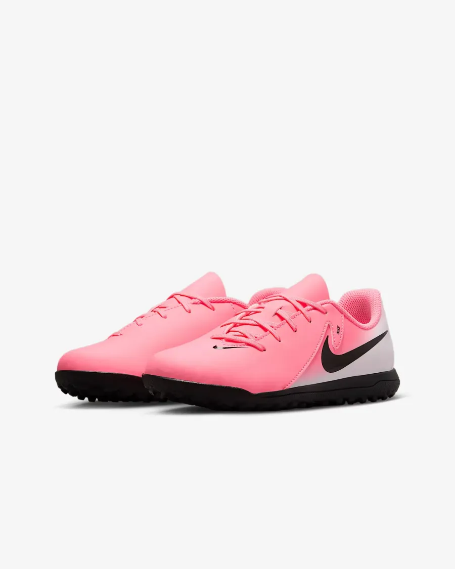Сороконіжки Nike Phantom GX II Club TF FJ2604-600