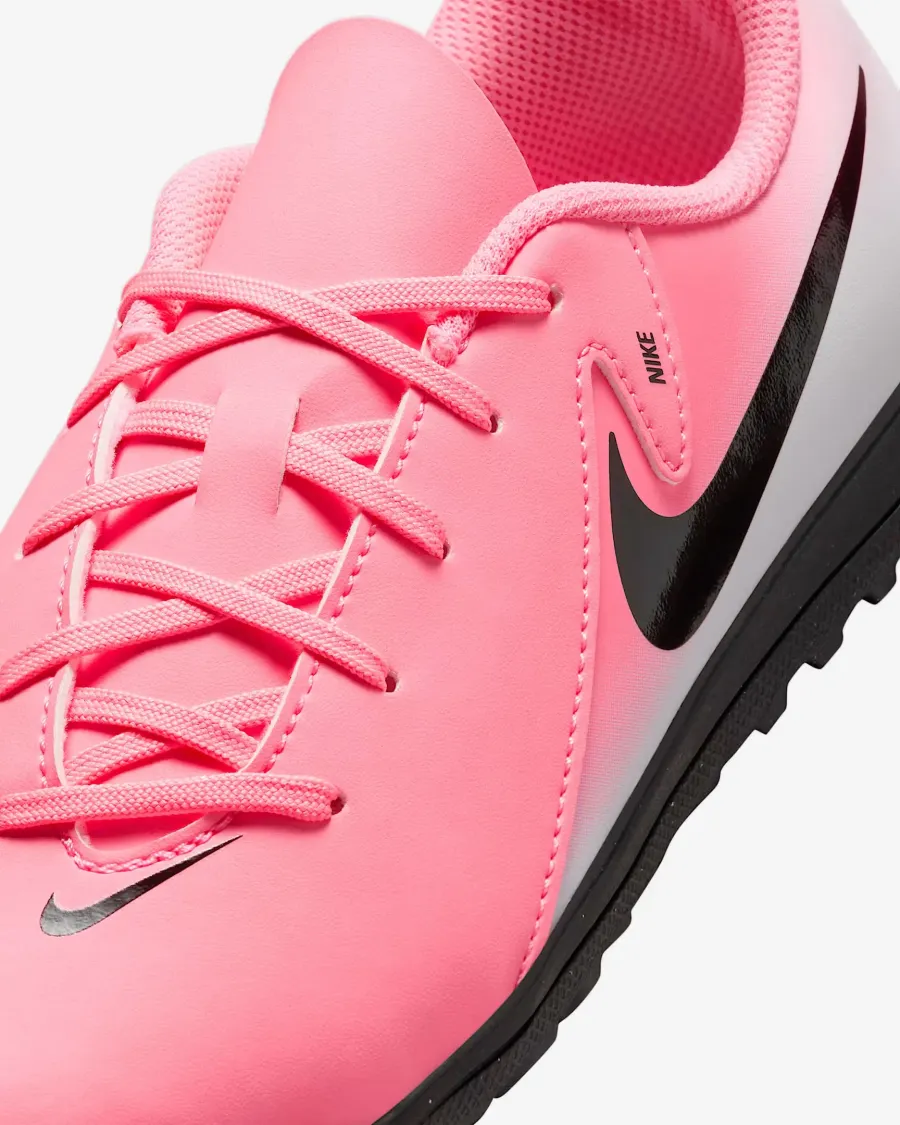Сороконіжки Nike Phantom GX II Club TF FJ2604-600