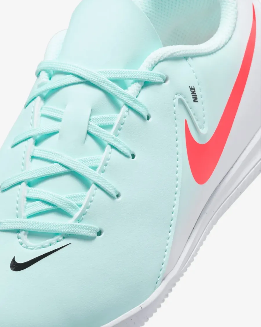 Футзалки Nike Phantom GX II Club IC FJ2606-300