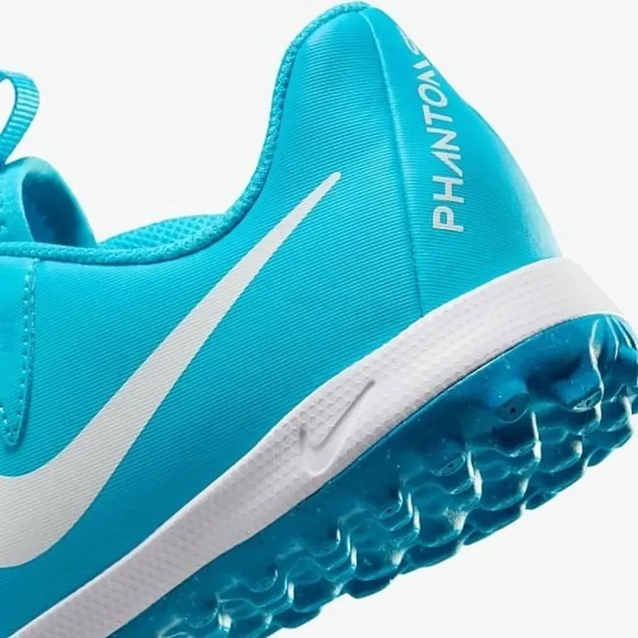 Сороконіжки Nike Phantom GX II Academy TF FJ2608-400