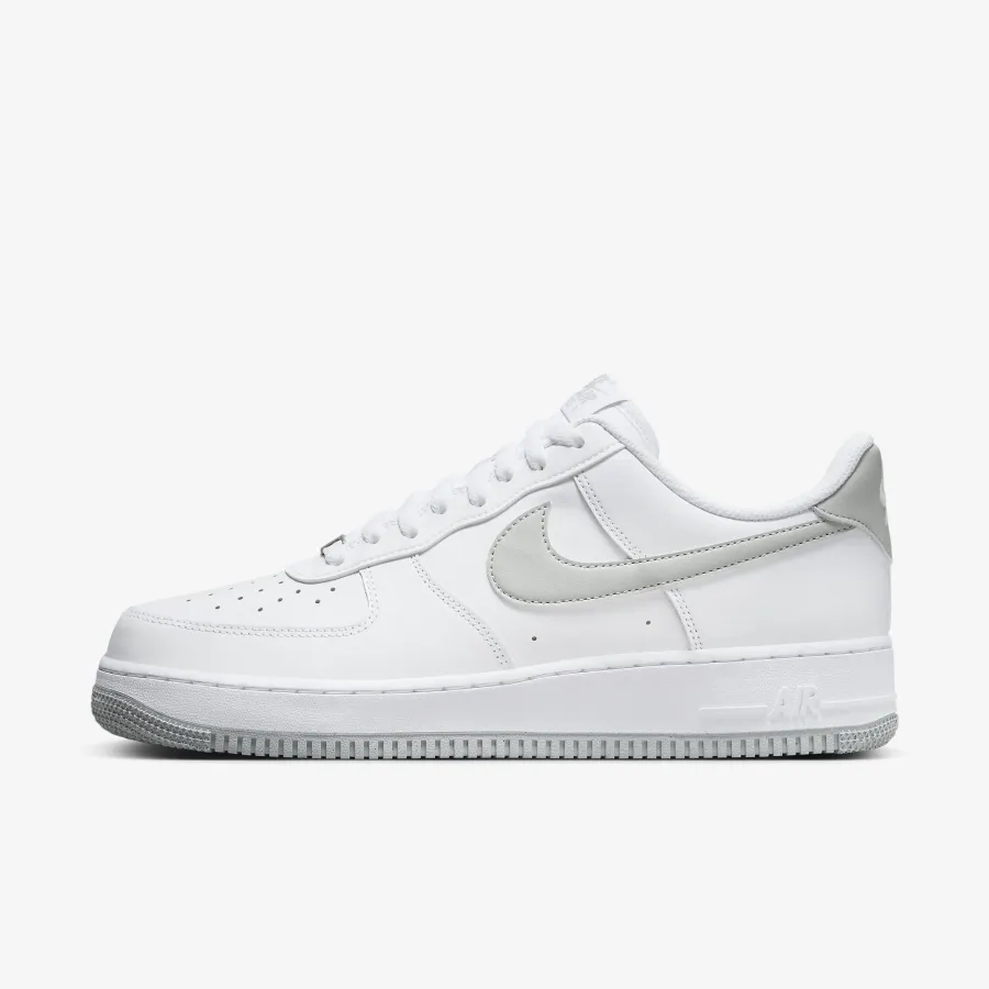 Кросівки Nike Air Force 1 Low '07 FJ4146-100