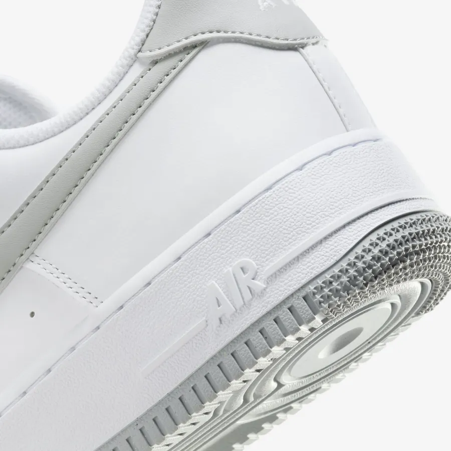 Кросівки Nike Air Force 1 Low '07 FJ4146-100