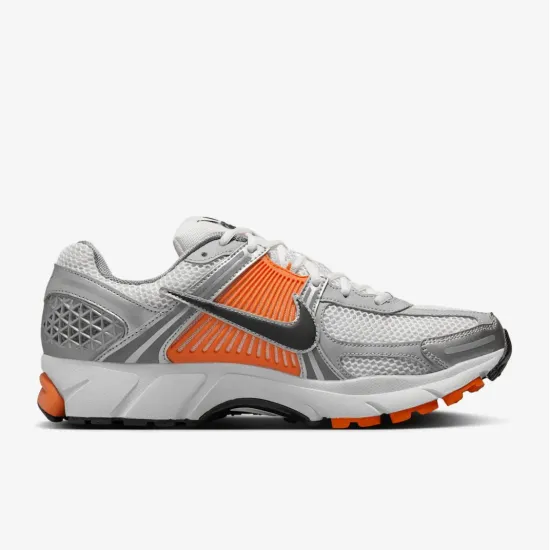 Кросівки Nike Zoom Vomero 5 FJ4151-002