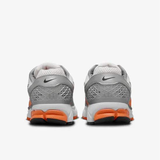 Кросівки Nike Zoom Vomero 5 FJ4151-002