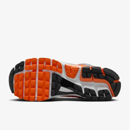 Кросівки Nike Zoom Vomero 5 FJ4151-002