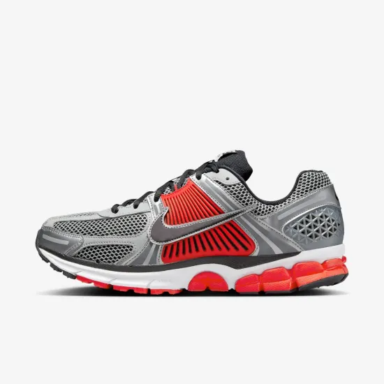 Кросівки Nike Zoom Vomero 5 FJ4151-005