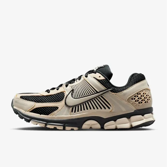 Кросівки Nike Zoom Vomero 5 FJ4151-008