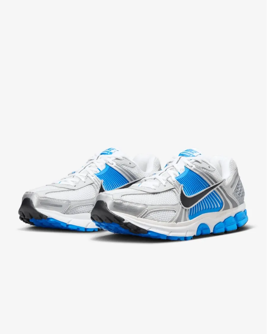 Кросівки Nike Zoom Vomero 5 FJ4151-100