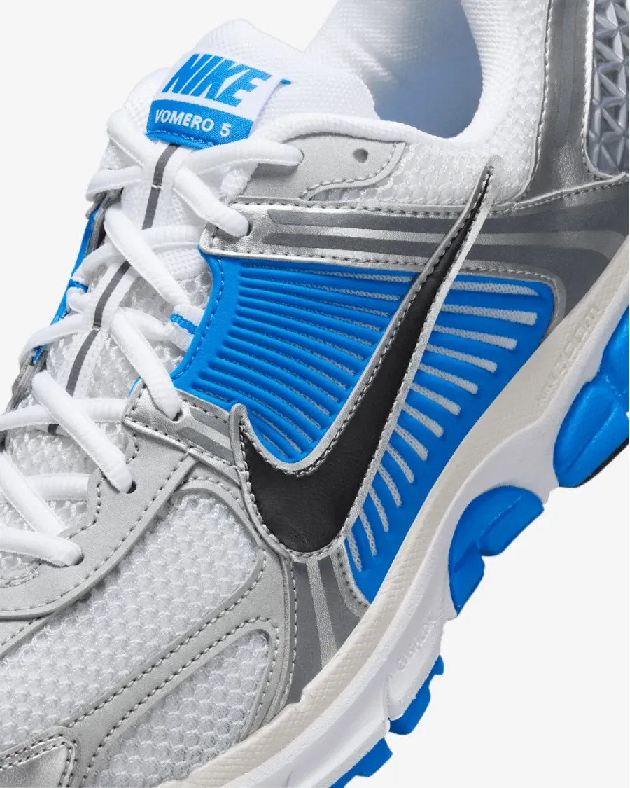 Кросівки Nike Zoom Vomero 5 FJ4151-100